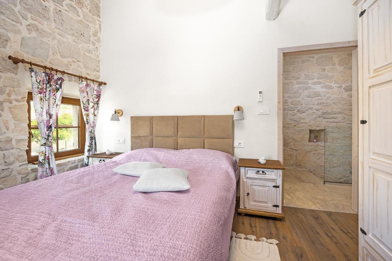Villa Stone House Dijana Istria Sveti Lovrec Sveti Lovreč Pazenatički Exterior foto