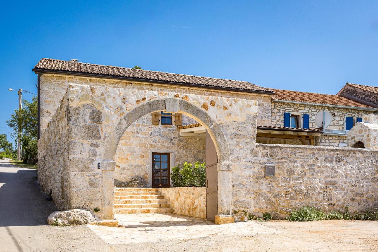 Villa Stone House Dijana Istria Sveti Lovrec Sveti Lovreč Pazenatički Exterior foto