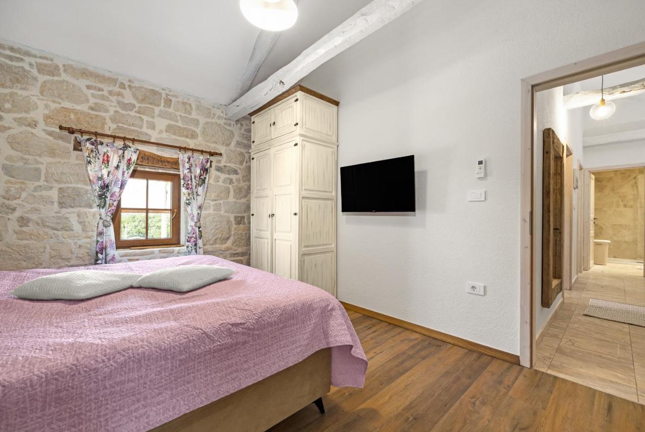Villa Stone House Dijana Istria Sveti Lovrec Sveti Lovreč Pazenatički Exterior foto